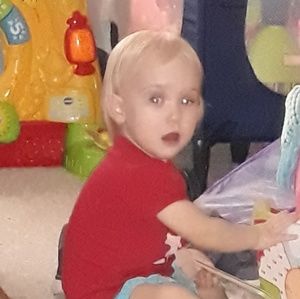 Meet your Posher, Dee